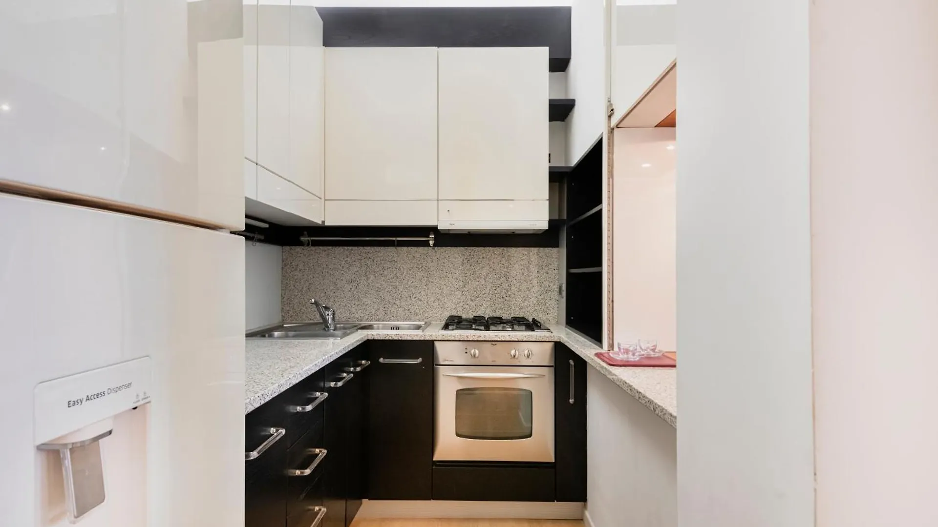 Apartment Relstay - Duomo 1Br Milan Italy